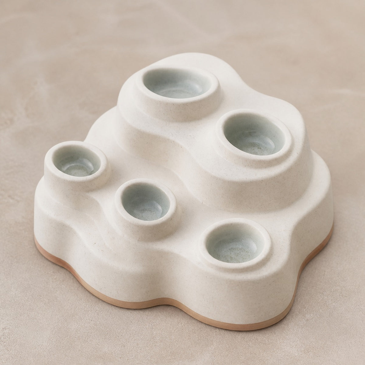 Coveintra Cloudstep Ceramic Centerpiece